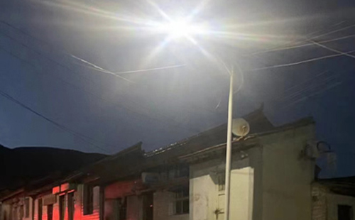 农村院子里最适合的礼县太阳能路灯亮度与安装要点 农村院子里最适合的礼县太阳能路灯亮度与安装要点